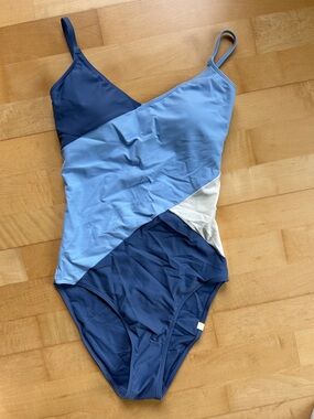 Summersalt One-Piece Swimsuit in Light & Slate Blue